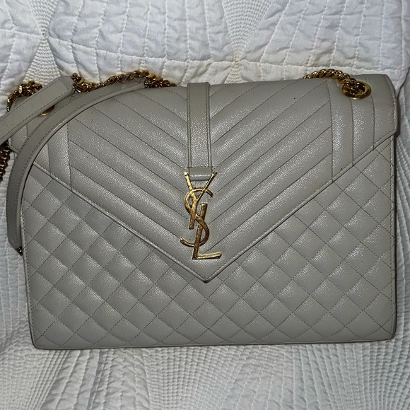 ✨🔌PLUG INTO MY LATE NITE SHOW’S W/ ALL MY FAV LUX & MORE!!!🔌✨NEW INVENTORY🤩📫 - Picture 6 of 17